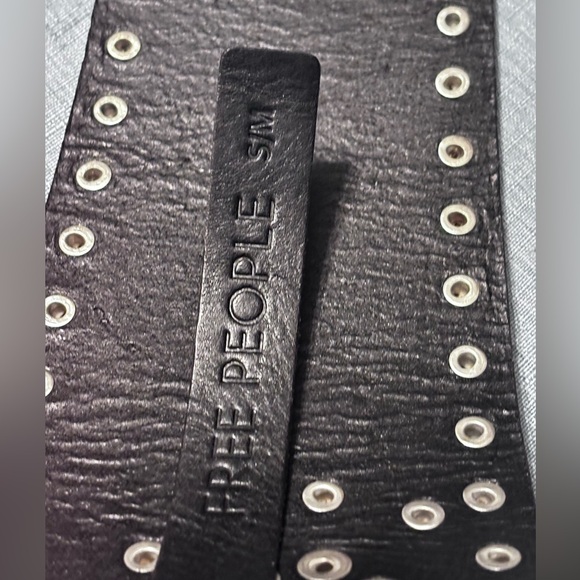 Free People Jagger Hip Belt Black With Studs Size S/M - Picture 10 of 14